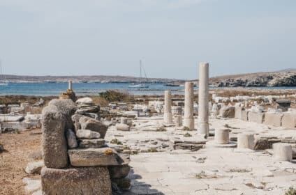 Delos