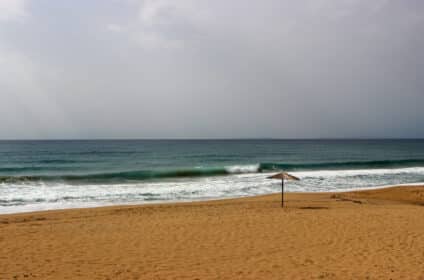 Vrachos-Loutsa beaches