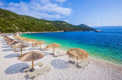 Antisamos beach