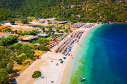 Antisamos beach