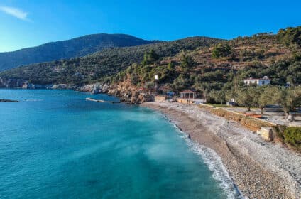 Megalos Mourtias Beach
