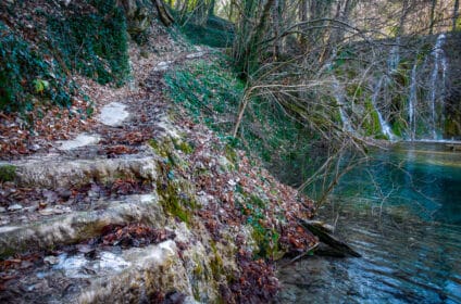 Skra Waterfalls - καταρράκτες Σκρα